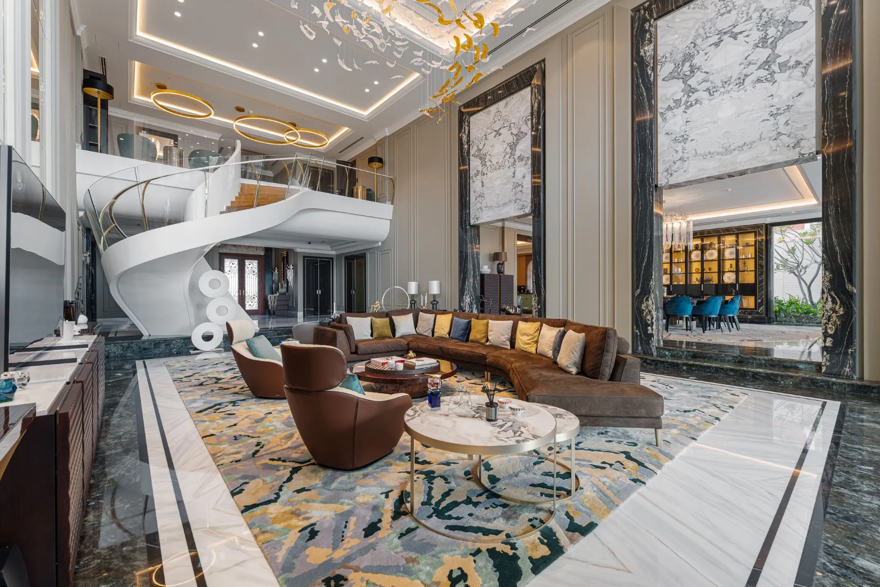 Luxury Villas & Penthouses in Dubai